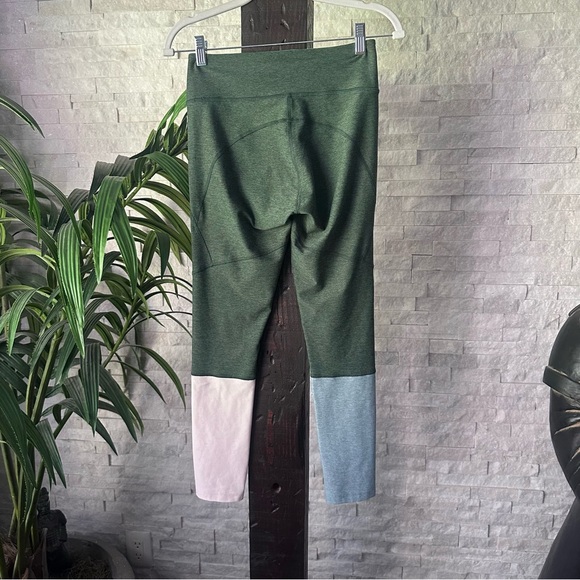 OUTDOOR VOICES Green Color-blocked Leggings Size S - Picture 4 of 5
